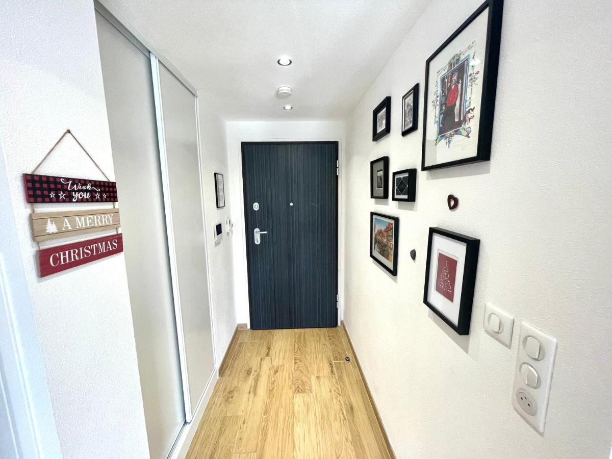 Appartement Magnifique 2 Pièces, équipé, Terrasse Privée *